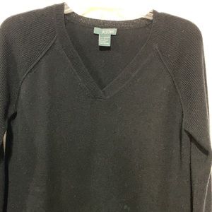 GRIFFEN cashmere sweater Vneck raglan ribbed long sleeves curved hi-lo hemline S